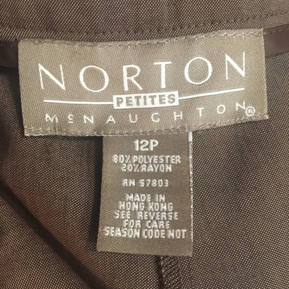 NORTON McNaughton  Petite rich brown poly/rayon dress slack